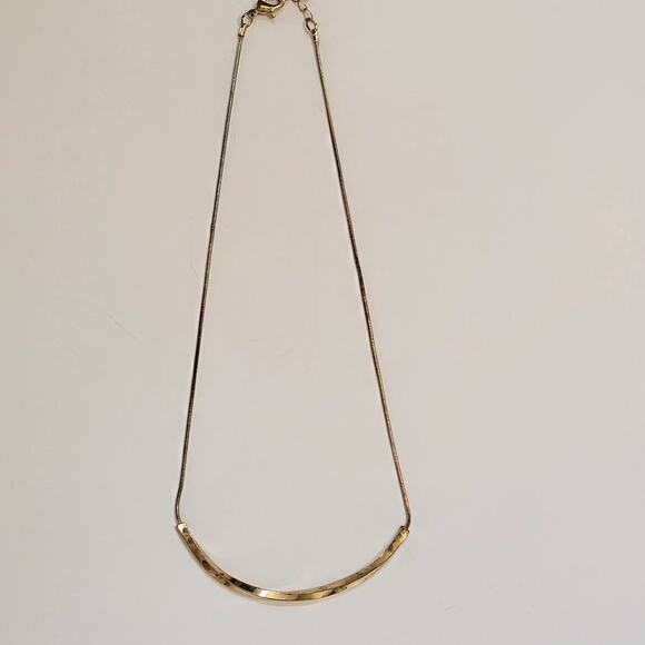 Minimalist Gold Bar Pendant Necklace Vintage Hammered Arc Collar Chain Jewelry - Picture 2 of 10